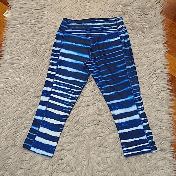 Nike one dri fit recycled polyester stretch blue tye dye athletic capris - Picture 7 of 9